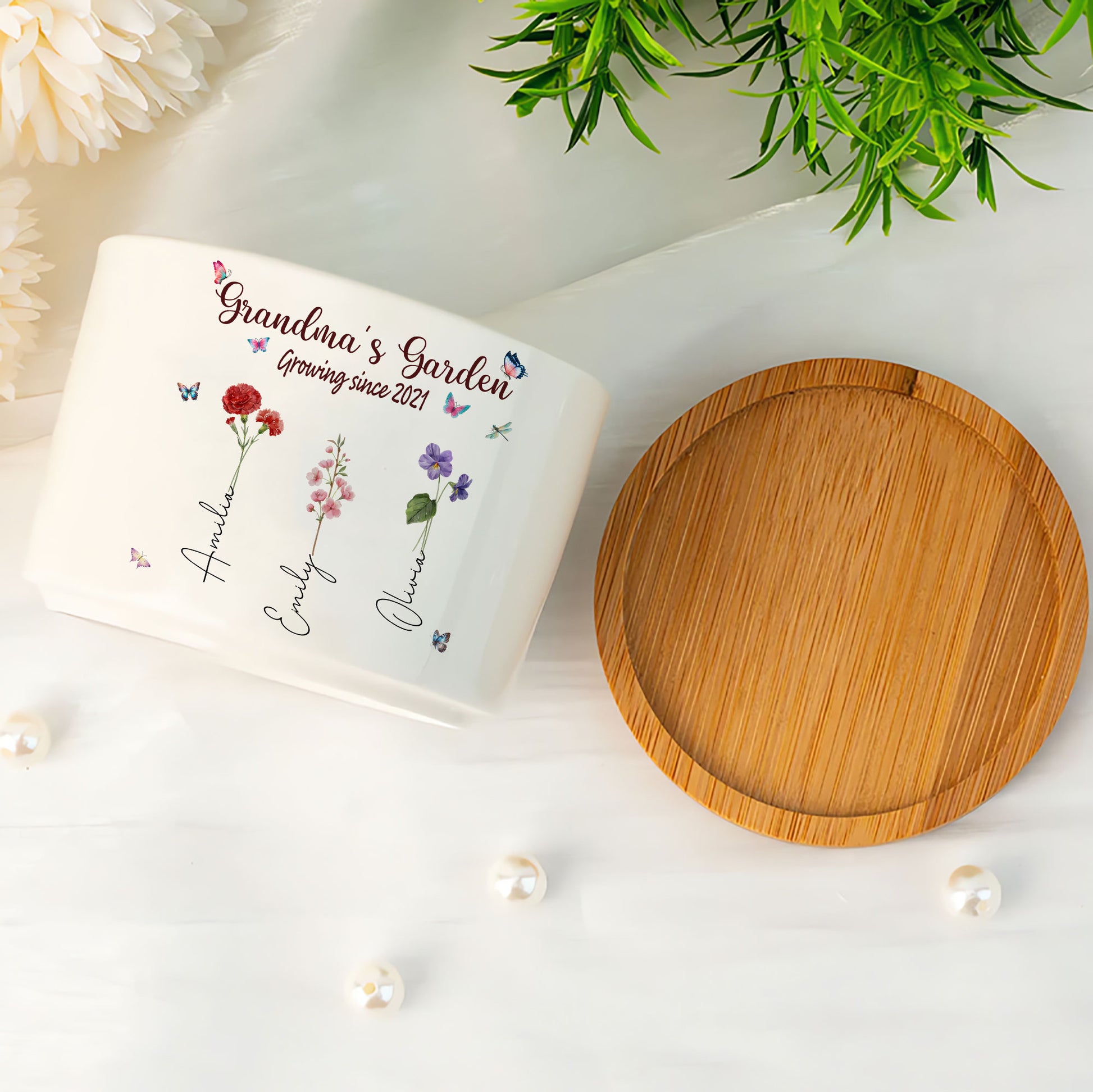 Grandma’s Garden: The Perfect Personalized Birth Flower Plant Pot for a Special Gift